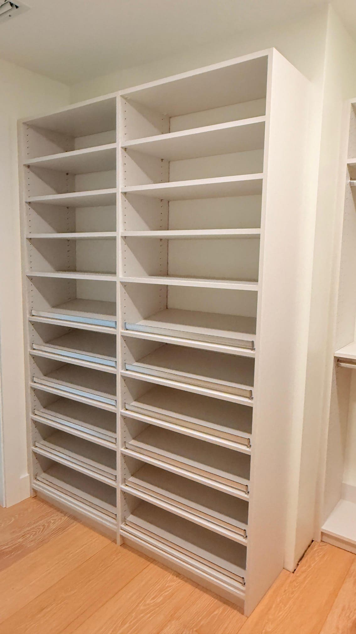 Custom closet project by COPLASA